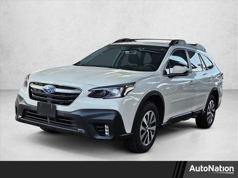 Used 2022 Subaru Outback Premium image 1