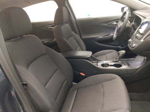 Used 2021 Chevrolet Malibu RS image 21