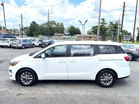 Used 2019 Kia Sedona L FWD image 7