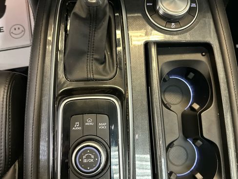 Certified 2024 Nissan Armada SL w/ Midnight Edition Package image 33