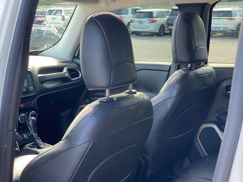 Used 2016 Jeep Renegade Limited AWD/4WD image 27