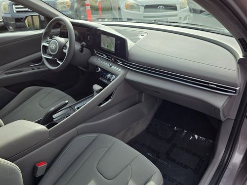 Certified 2024 Hyundai Elantra SEL image 9