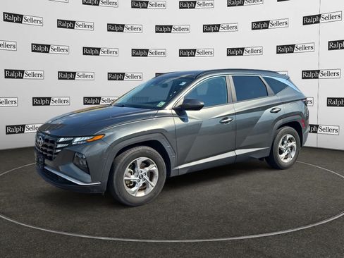 Used 2022 Hyundai Tucson SEL FWD image 2