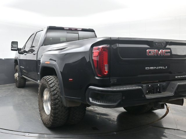 Used 2023 GMC Sierra 3500 Denali w/ Denali Ultimate Package AWD/4WD image 12