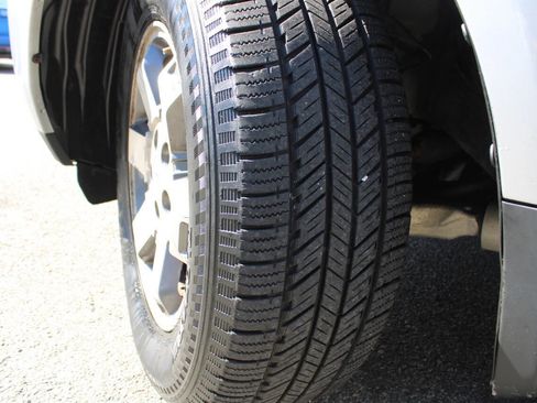 Used 2010 Honda Pilot Touring image 20