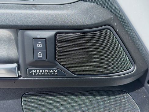 New 2026 Land Rover Defender 110 X AWD/4WD image 22
