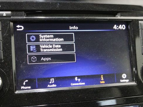 Used 2020 Nissan Rogue SV image 31