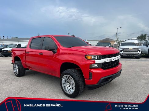 Used 2022 Chevrolet Silverado 1500 Custom w/ Rally Edition RWD image 2