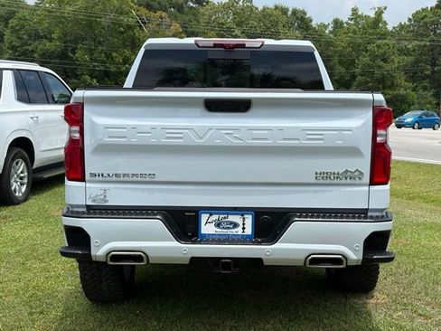 Used 2026 Chevrolet Silverado 1500 High Country AWD/4WD image 4