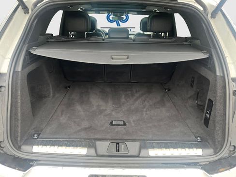 Used 2024 Land Rover Range Rover Sport Dynamic SE image 23