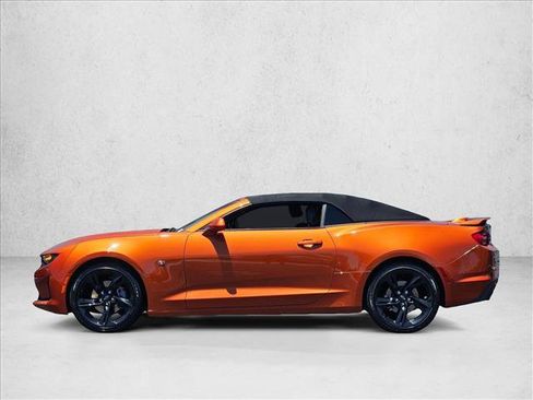 Used 2023 Chevrolet Camaro LT w/ Technology Package RWD image 9