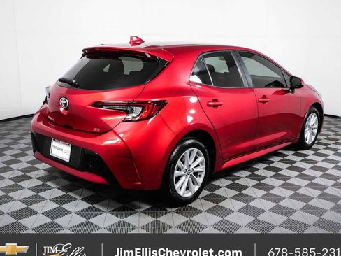 Used 2024 Toyota Corolla SE FWD image 3