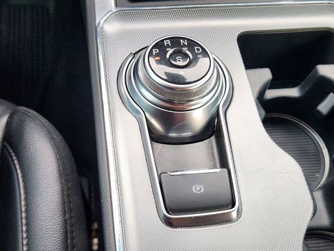 Used 2021 Ford Edge Titanium w/ Equipment Group 301A image 21