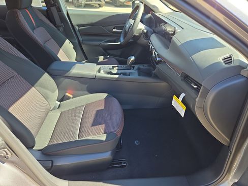 New 2026 Nissan Sentra SR image 20