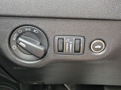 Used 2023 Dodge Charger SXT image 24