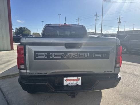 Used 2024 Chevrolet Colorado ZR2 w/ Technology Package image 6