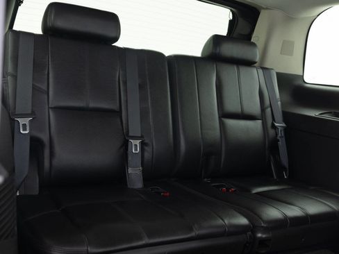 Used 2011 Chevrolet Tahoe LTZ AWD/4WD image 37