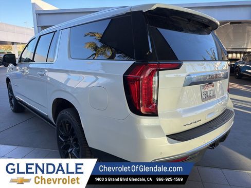 Used 2022 GMC Yukon XL Denali image 5