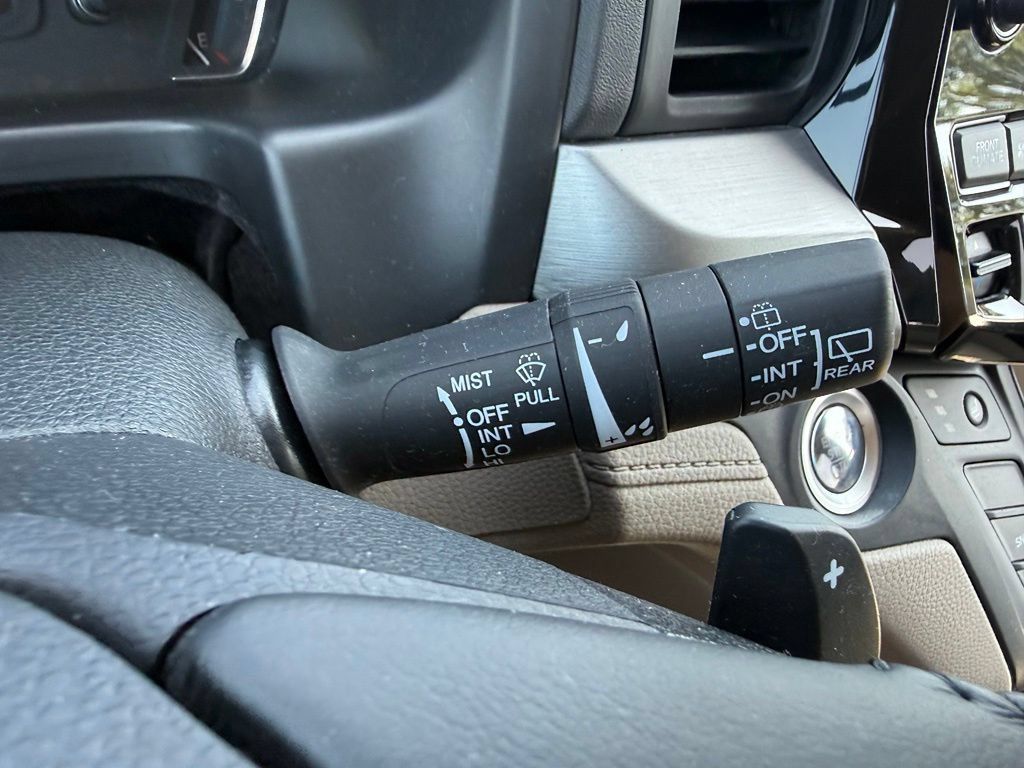 Used 2019 Honda Odyssey EX-L image 19
