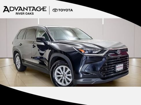 Used 2024 Toyota Grand Highlander AWD image 1