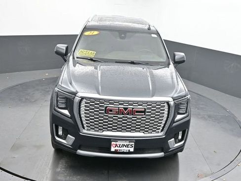 Used 2021 GMC Yukon Denali w/ Denali Premium Package image 43