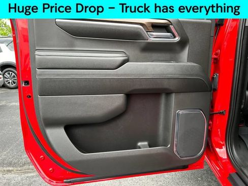 Used 2024 Chevrolet Silverado 1500 LT Trail Boss w/ Convenience Package II AWD/4WD image 23