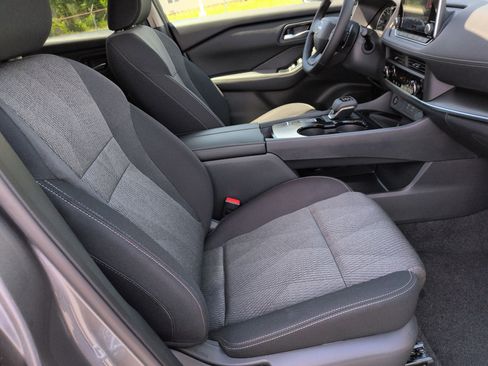 New 2026 Nissan Rogue SV FWD image 33