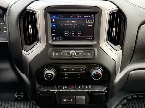 Used 2022 Chevrolet Silverado 1500 W/T w/ WT Value Package image 18