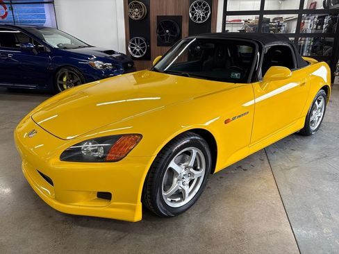 Used 2003 Honda S2000 image 3