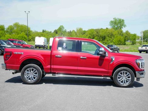 Used 2025 Ford F150 Lariat w/ Tow/Haul Package AWD/4WD image 4