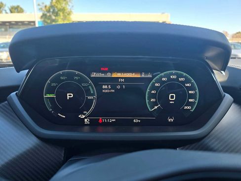 New 2026 Audi RS e-tron GT performance image 28