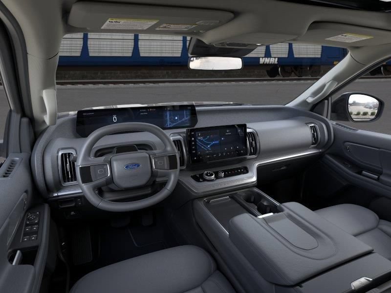 New 2026 Ford Expedition Active RWD image 9