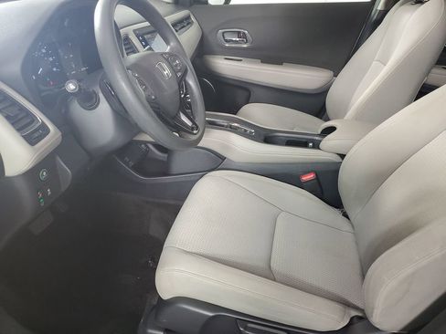 Used 2021 Honda HR-V EX image 11