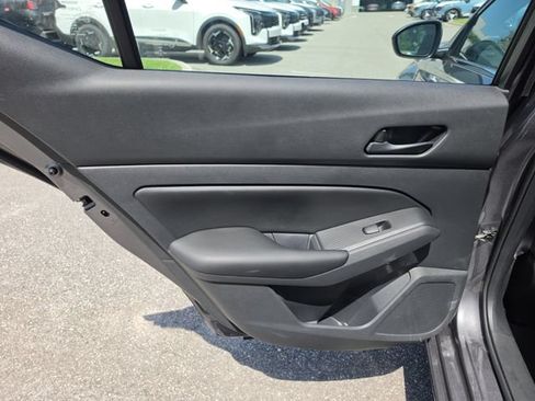 Used 2024 Nissan Altima 2.5 S FWD image 12