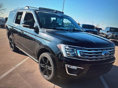 Used 2020 Ford Expedition Limited w/ Special Edition Package image 2