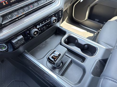 New 2026 Chevrolet Silverado 1500 LTZ w/ LTZ Premium Package image 7