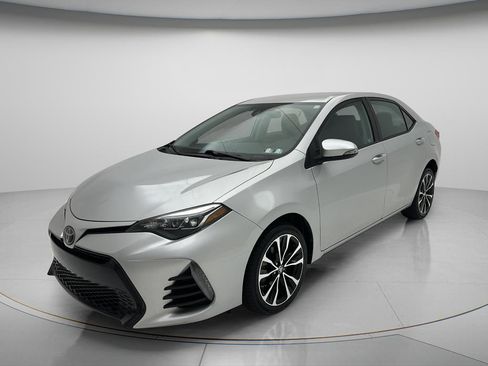 Used 2019 Toyota Corolla SE FWD image 6