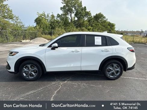 Used 2026 Honda HR-V LX image 9