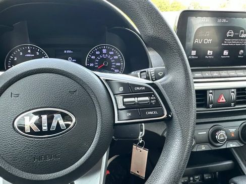 Used 2020 Kia Forte LXS FWD image 22