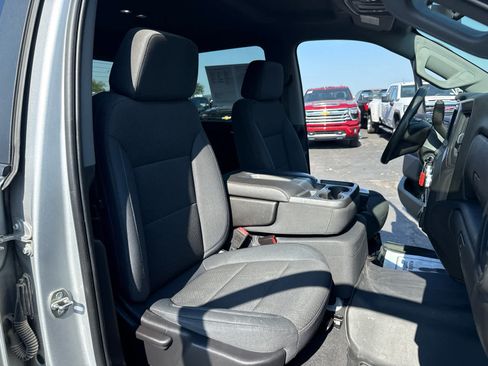 Used 2020 GMC Sierra 2500 4x4 Crew Cab w/ Convenience Package image 25