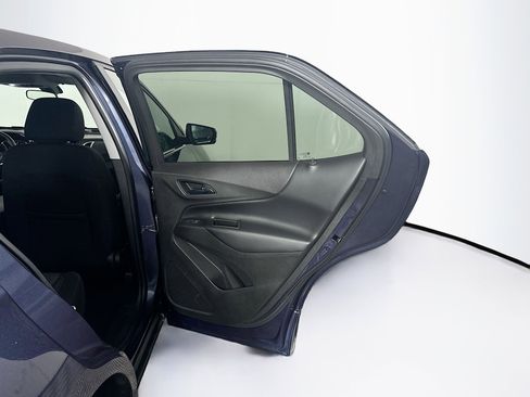 Used 2019 Chevrolet Equinox LT image 32