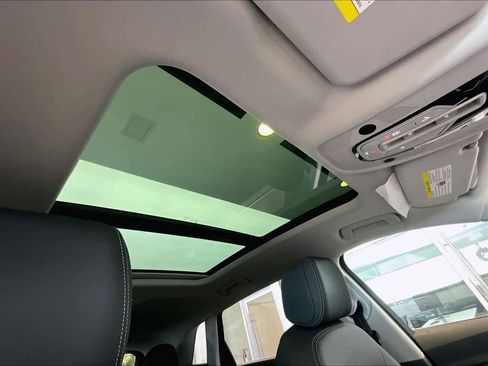 Certified 2024 Audi Q8 e-tron Premium Plus w/ Premium Plus Package image 13