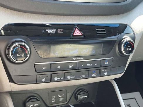 Used 2018 Hyundai Tucson Value FWD image 28