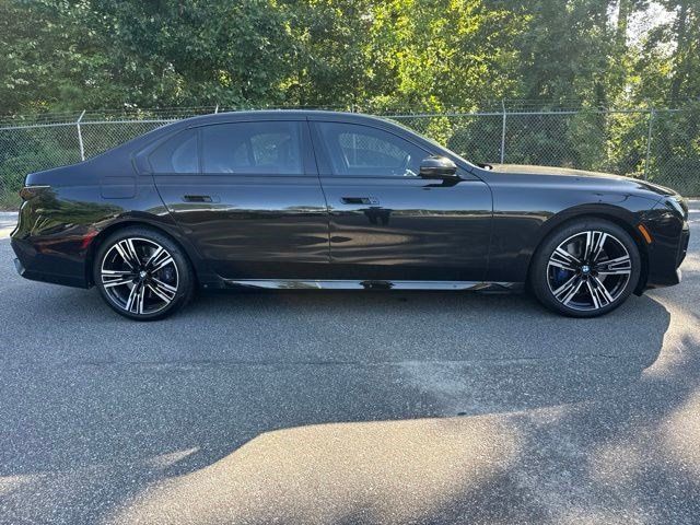 Certified 2024 BMW 760i xDrive w/ Executive Package AWD/4WD image 12