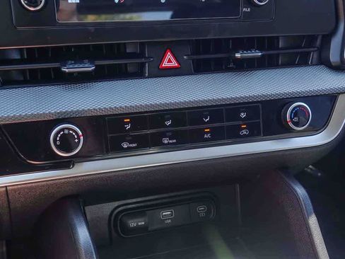 Certified 2023 Kia Sportage LX image 21