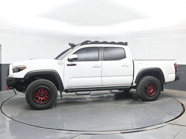 Used 2019 Toyota Tacoma TRD Pro w/ Desert Air Intake Package AWD/4WD image 6