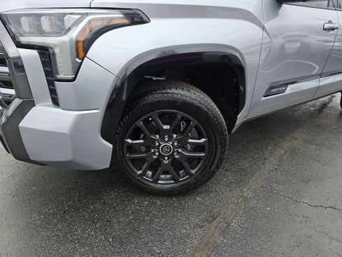 Used 2023 Toyota Tundra Platinum AWD/4WD image 2