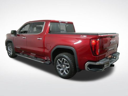 Used 2025 GMC Sierra 1500 SLT w/ SLT Premium Plus Package AWD/4WD image 9