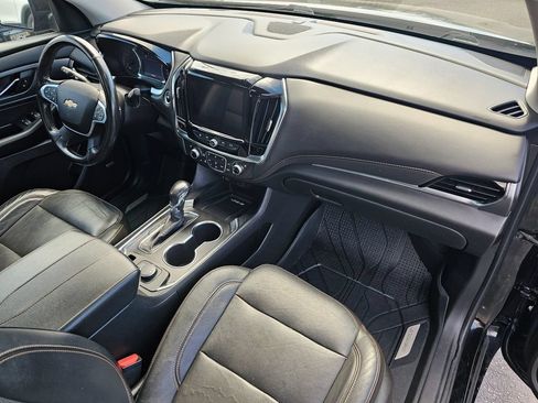 Used 2021 Chevrolet Traverse Premier w/ Redline Edition AWD/4WD image 11