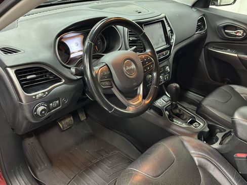 Used 2020 Jeep Cherokee Limited w/ Technology Group FWD image 7
